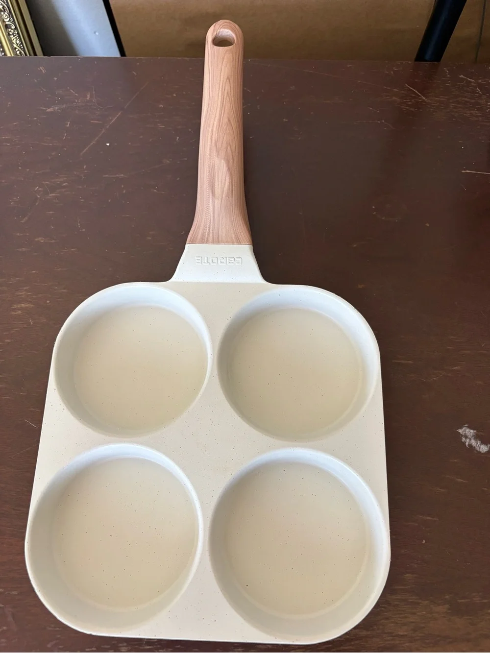 4-Cup Cream Nonstick Egg & Pancake Pan with Wood-Effect Handle